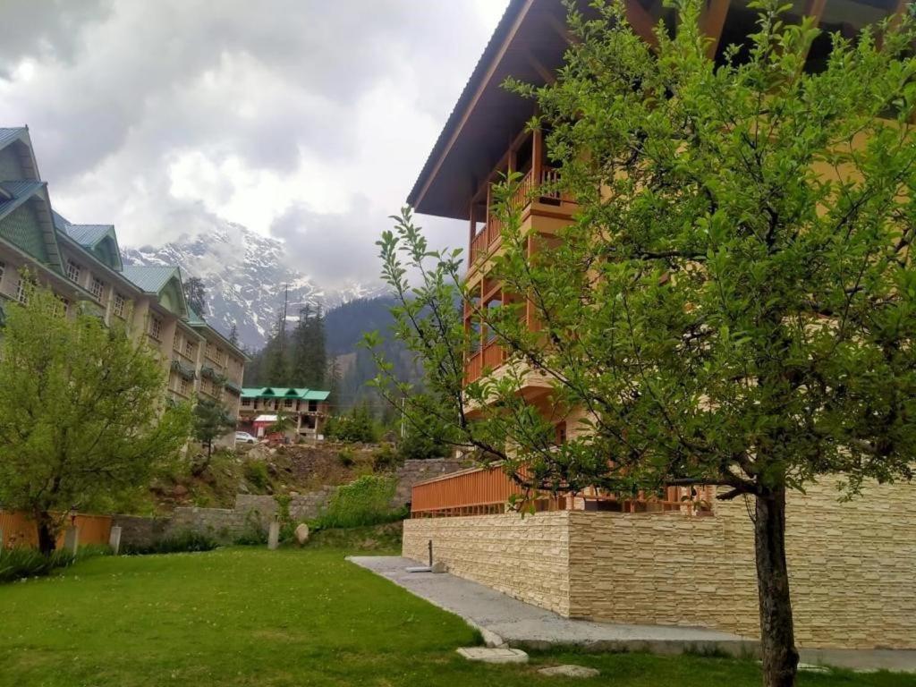 Solang Valley Resort Manāli Exteriör bild