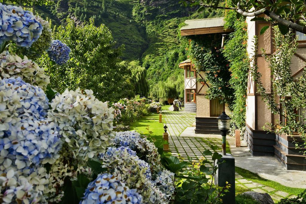 Solang Valley Resort Manāli Exteriör bild